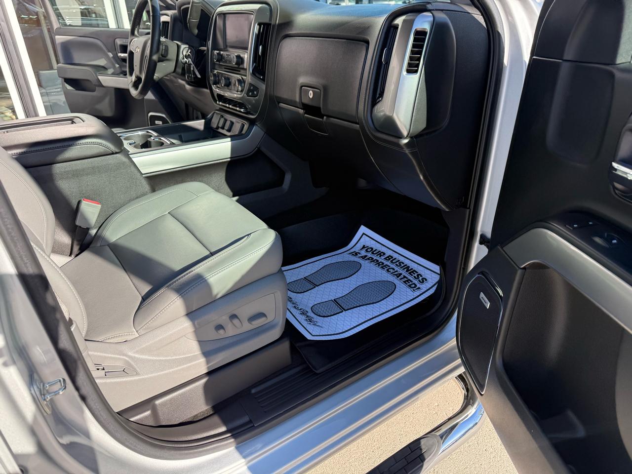 Chevrolet Silverado 1500 4WD Crew Cab 143.5" LTZ w/1LZ 2016