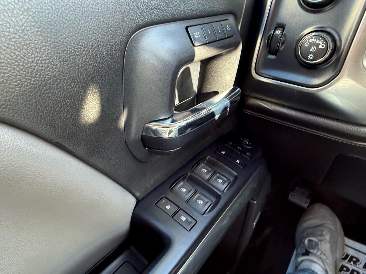 Chevrolet Silverado 1500 4WD Crew Cab 143.5" LTZ w/1LZ 2016