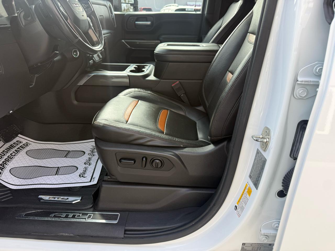 GMC Sierra 2500HD 4WD Crew Cab 159" AT4 2020