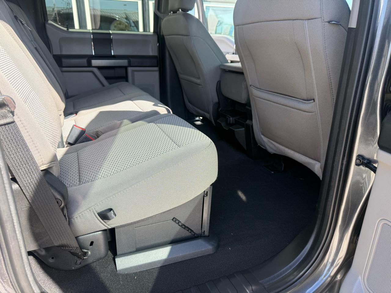 Ford Super Duty F-350 SRW XLT 4WD Crew Cab 8' Box 2020