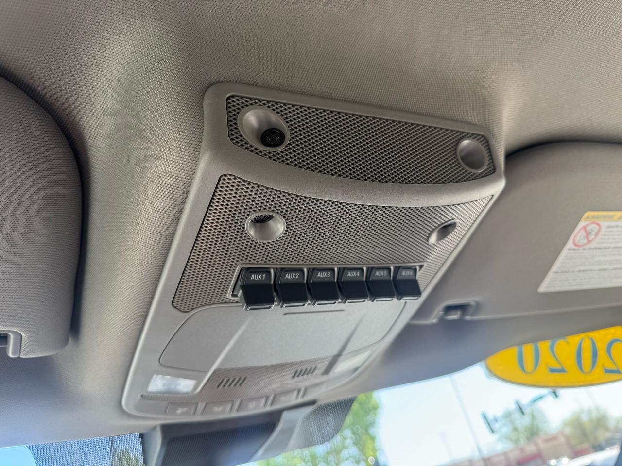 Ford Super Duty F-350 SRW XLT 4WD Crew Cab 8' Box 2020