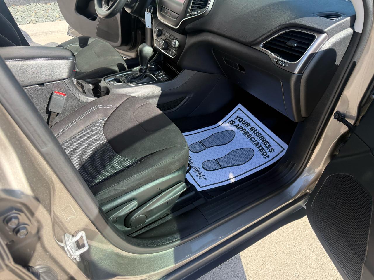 Jeep Cherokee Latitude 4x4 2019