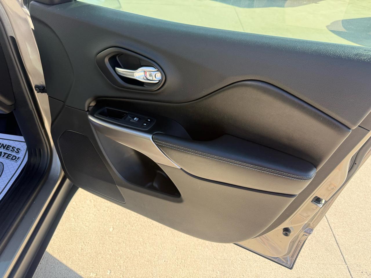 Jeep Cherokee Latitude 4x4 2019