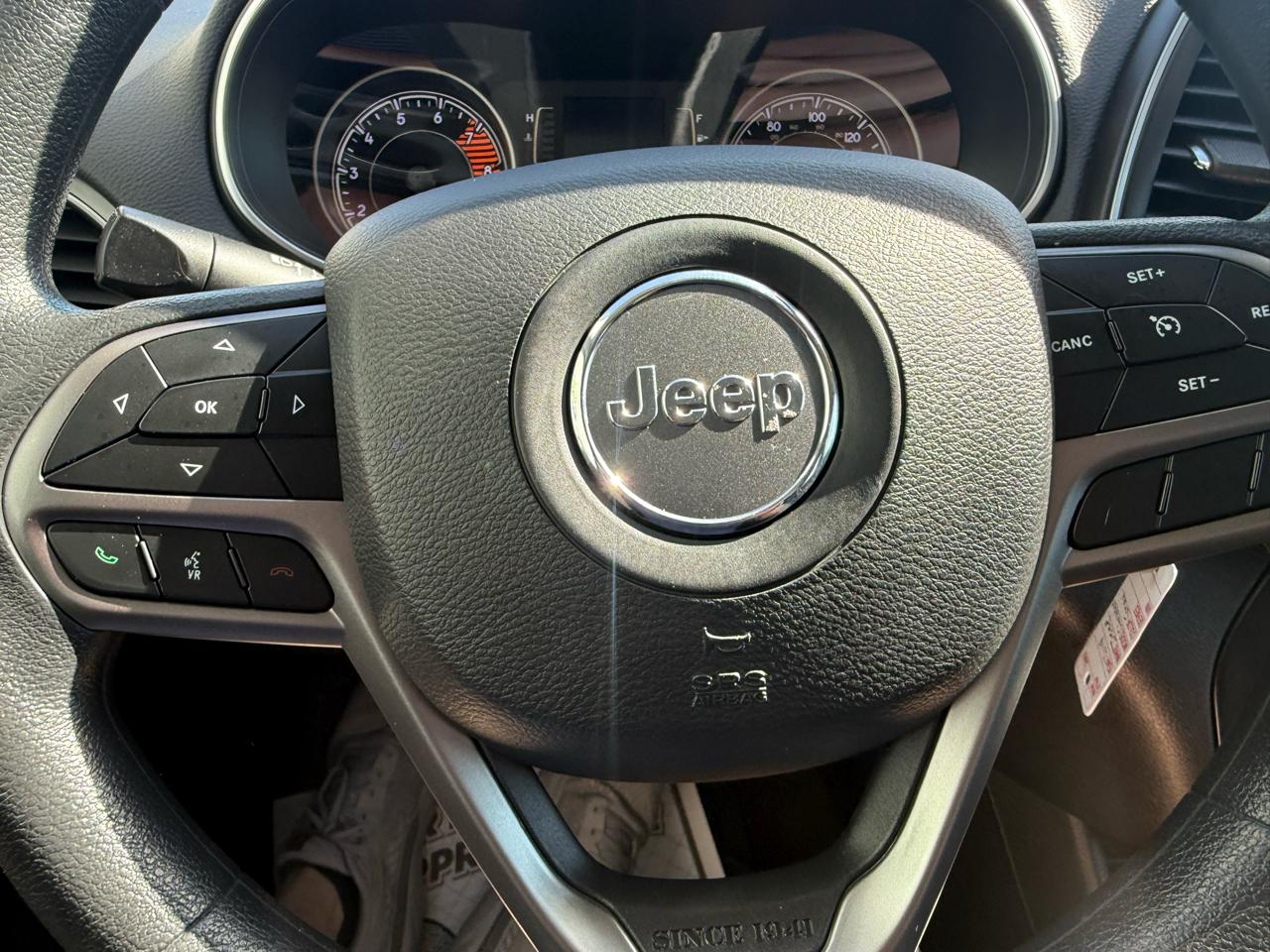 Jeep Cherokee Latitude 4x4 2019