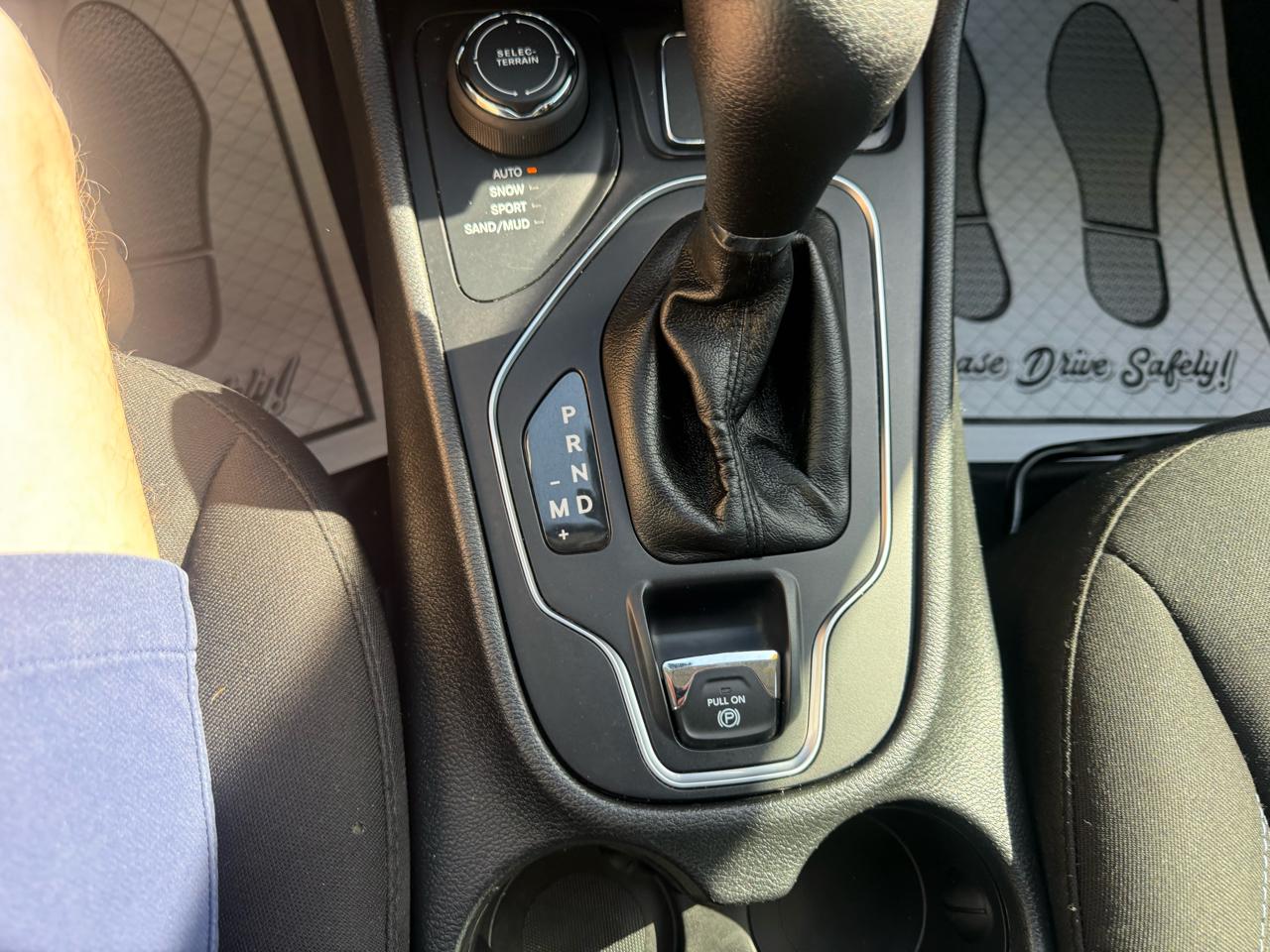 Jeep Cherokee Latitude 4x4 2019