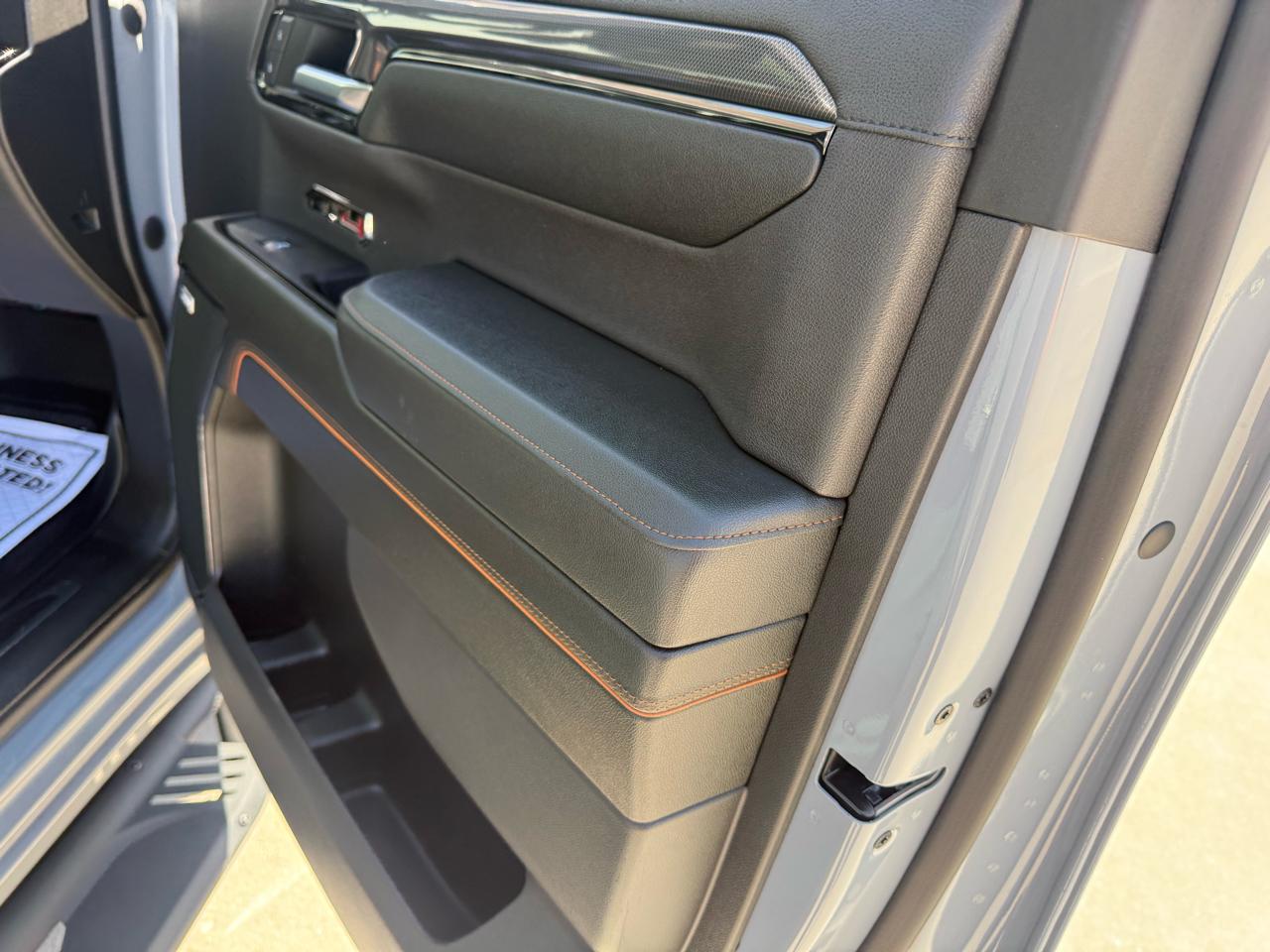 GMC Sierra 1500 4WD Crew Cab 147" AT4 2024