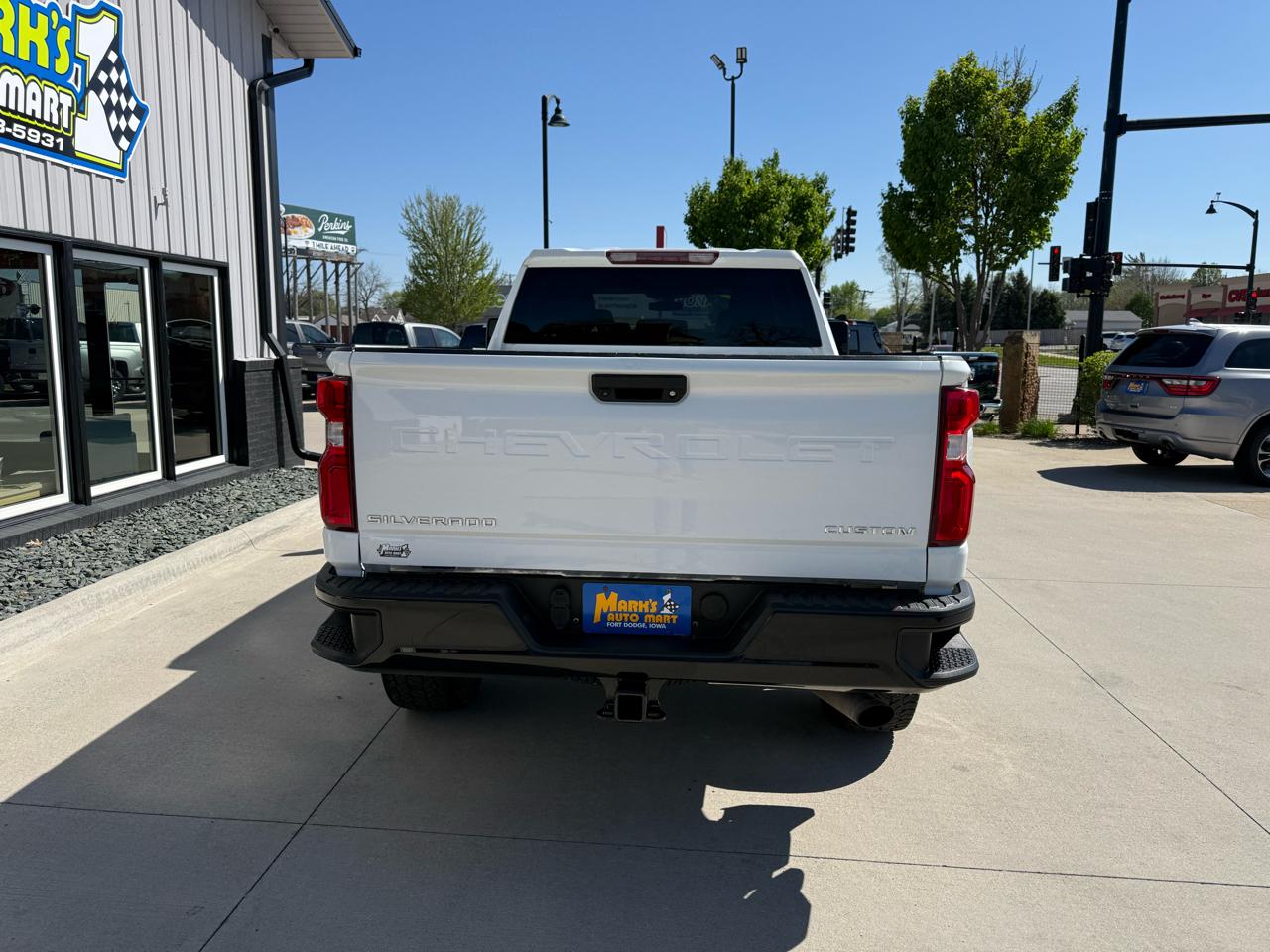 Chevrolet Silverado 2500HD 4WD Crew Cab 159" Custom 2021