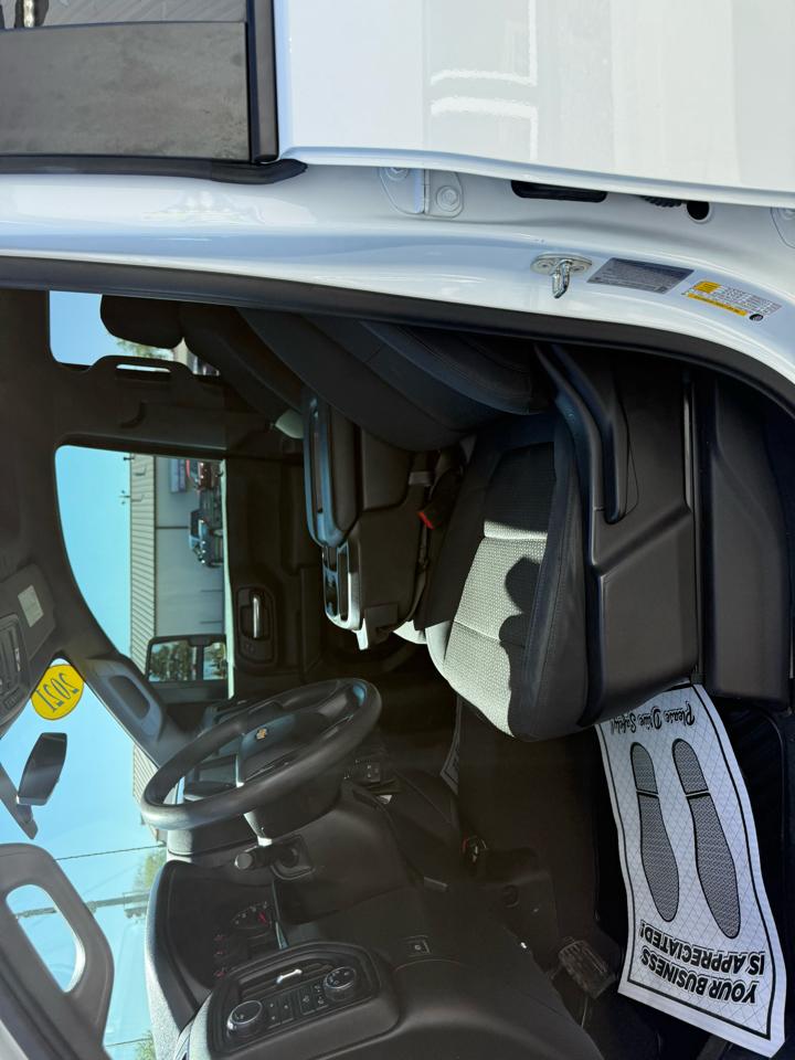 Chevrolet Silverado 2500HD 4WD Crew Cab 159" Custom 2021