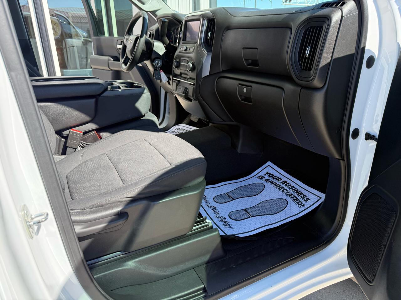 Chevrolet Silverado 2500HD 4WD Crew Cab 159" Custom 2021