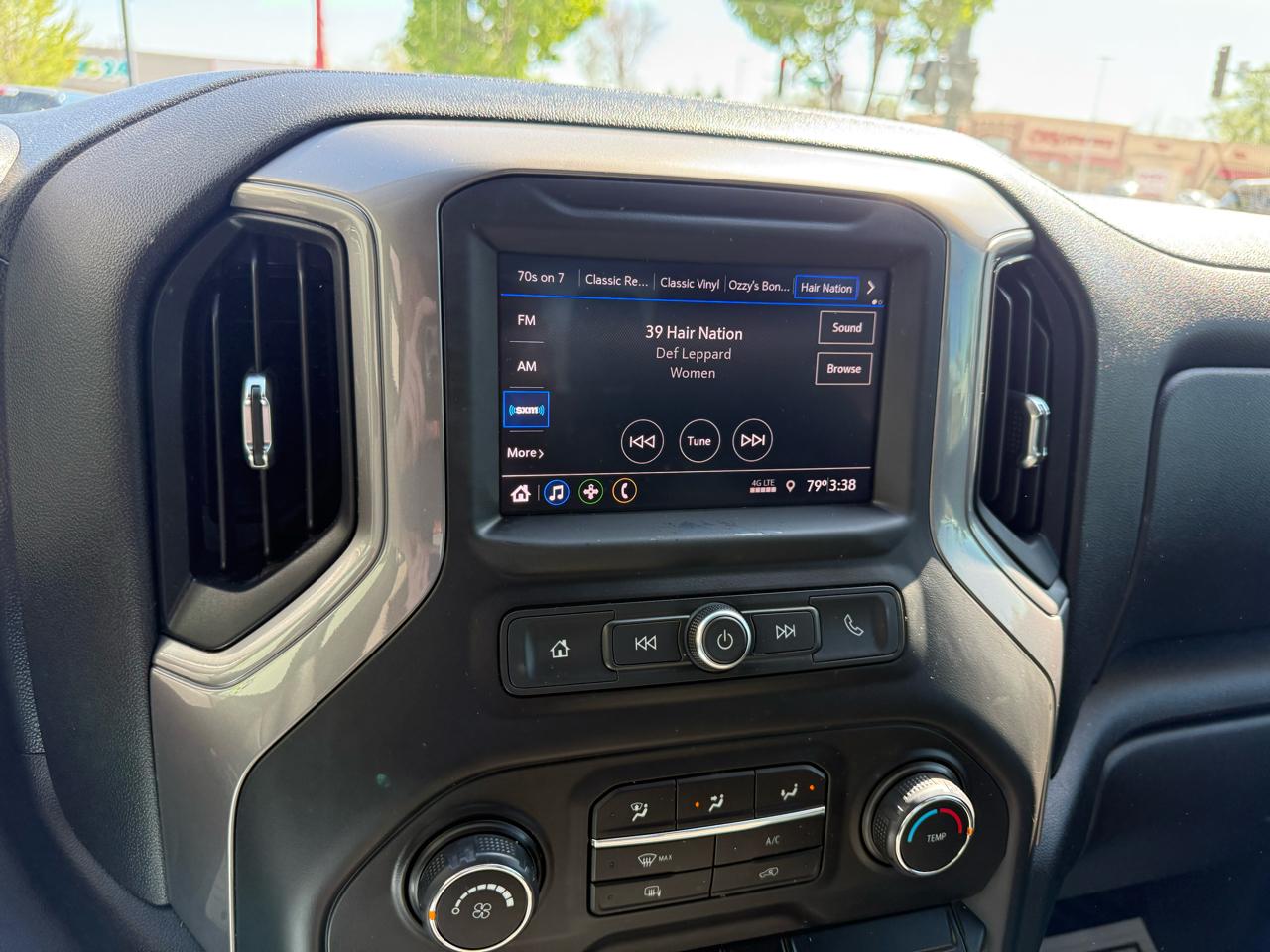 Chevrolet Silverado 2500HD 4WD Crew Cab 159" Custom 2021