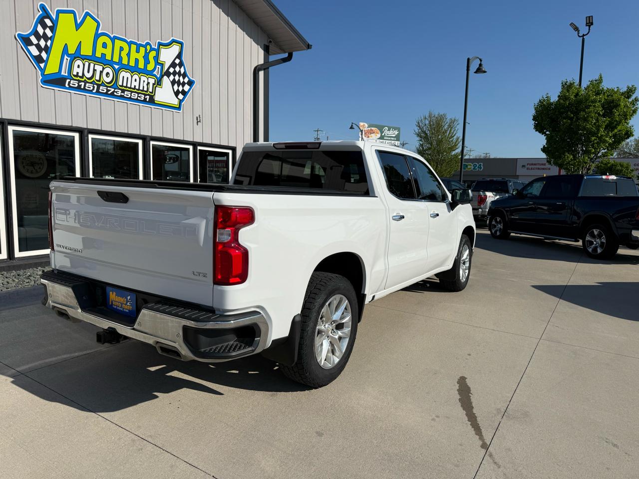 Chevrolet Silverado 1500 4WD Crew Cab 147" LTZ 2021