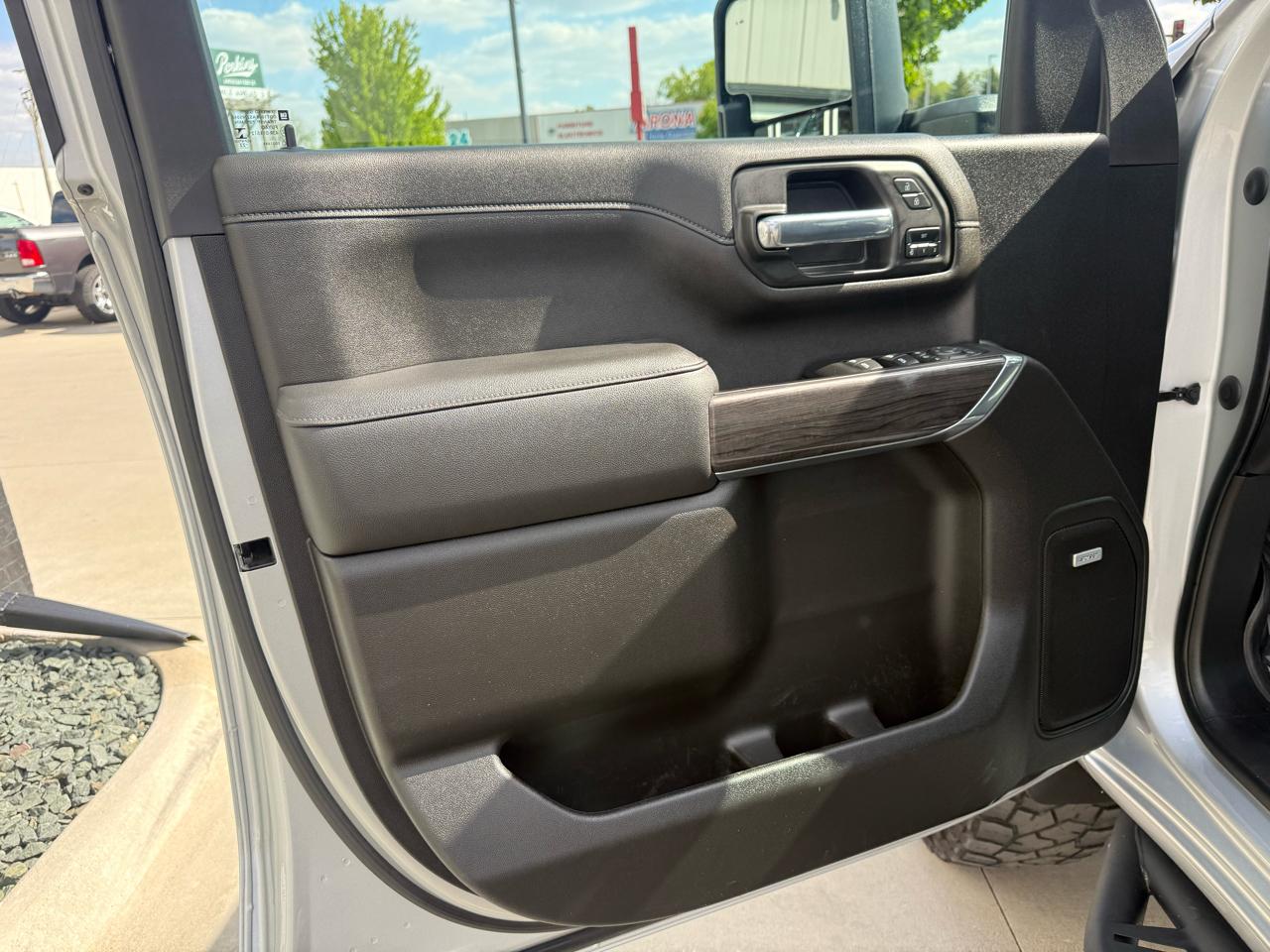 Chevrolet Silverado 2500HD 4WD Crew Cab 159" LTZ 2022