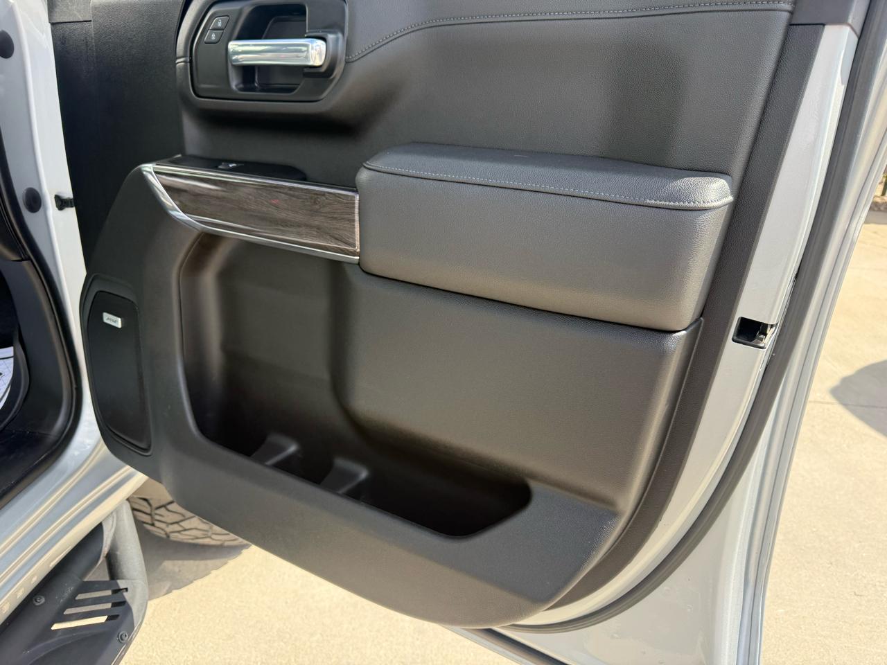 Chevrolet Silverado 2500HD 4WD Crew Cab 159" LTZ 2022