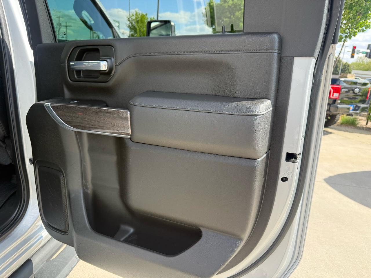 Chevrolet Silverado 2500HD 4WD Crew Cab 159" LTZ 2022