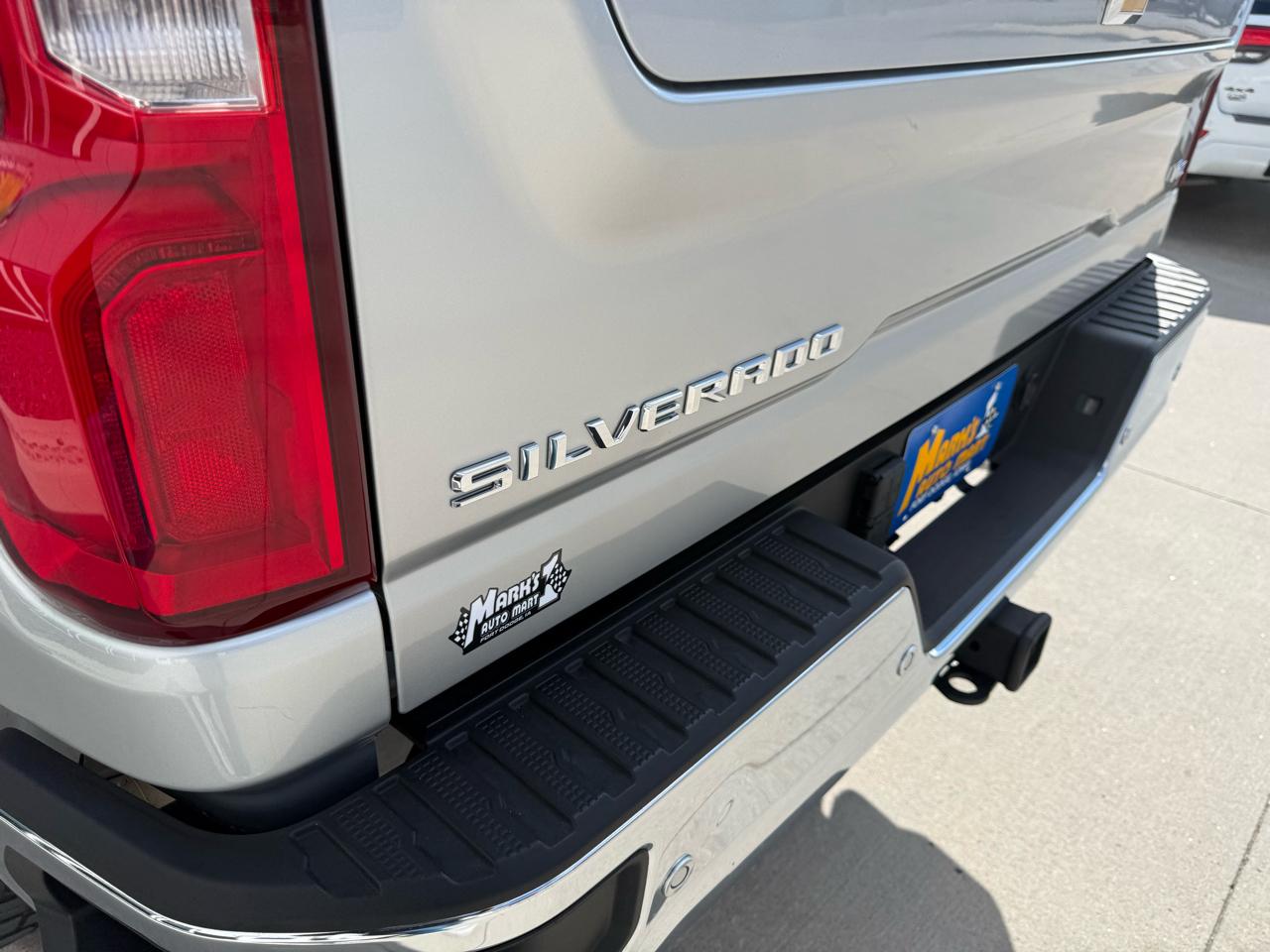 Chevrolet Silverado 2500HD 4WD Crew Cab 159" LTZ 2022