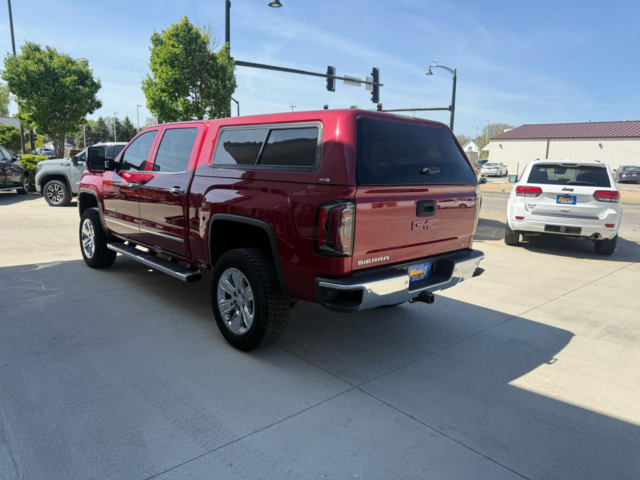 GMC Sierra 1500 4WD Crew Cab 143.5" SLT 2018