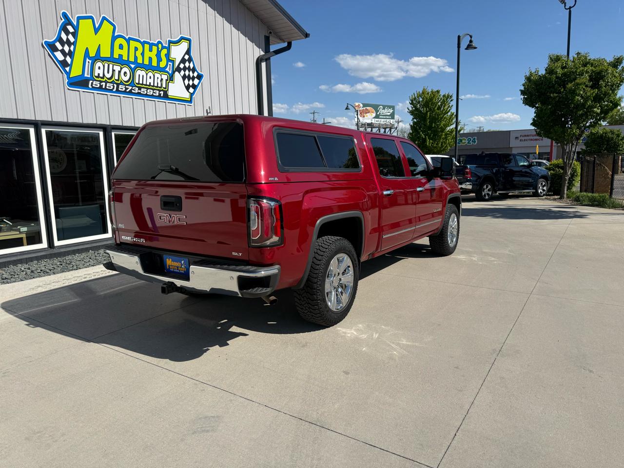 GMC Sierra 1500 4WD Crew Cab 143.5" SLT 2018
