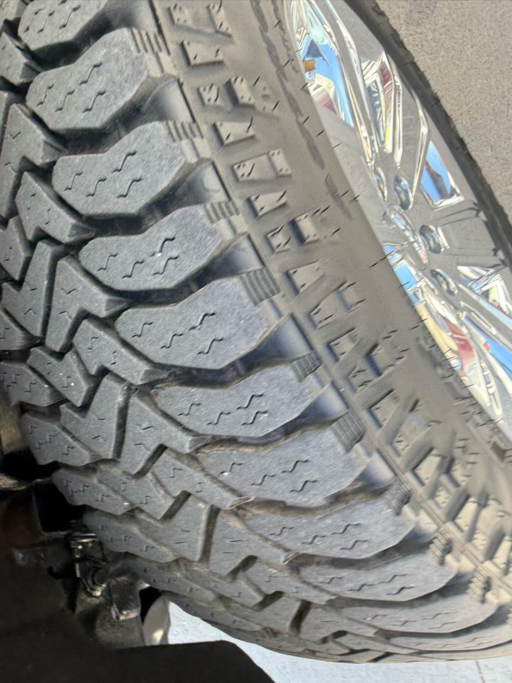 GMC Sierra 1500 4WD Crew Cab 143.5" SLT 2018
