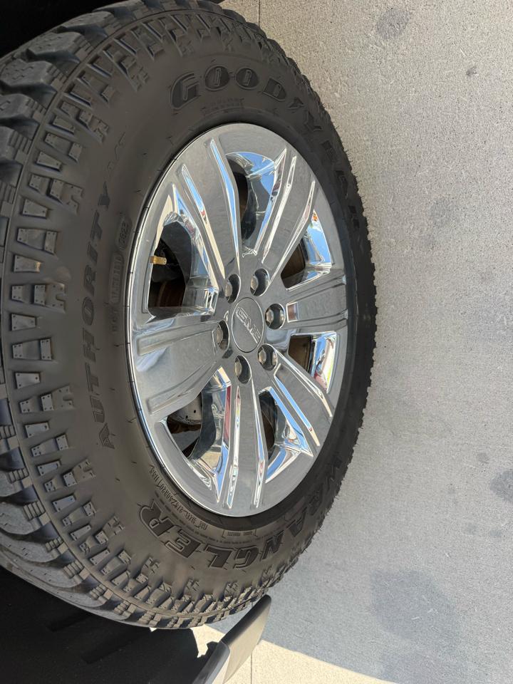 GMC Sierra 1500 4WD Crew Cab 143.5" SLT 2018