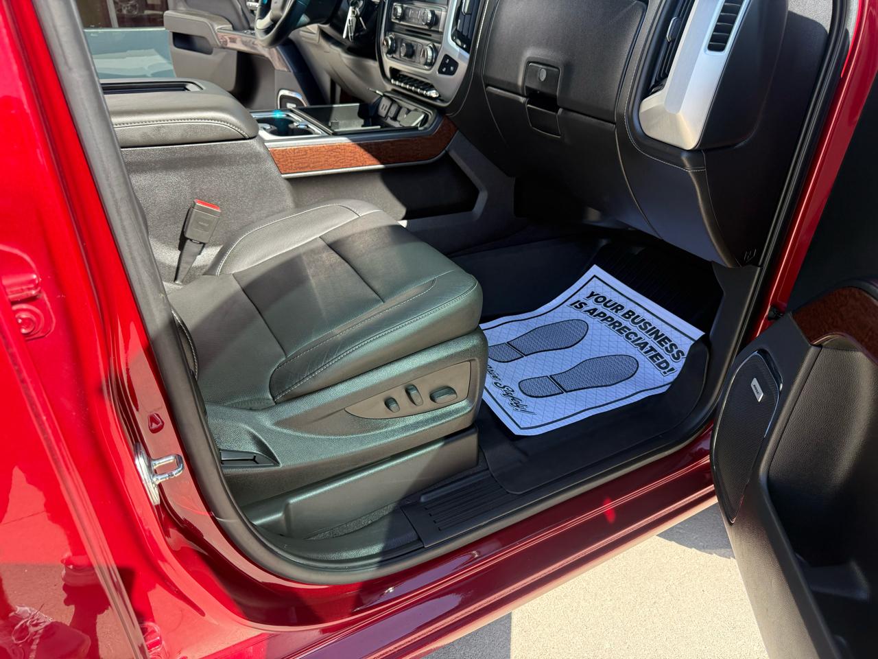 GMC Sierra 1500 4WD Crew Cab 143.5" SLT 2018