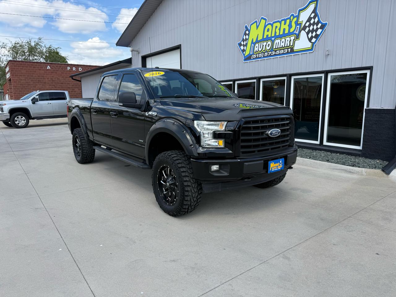 2016 Ford F-150 4WD SuperCrew 145" King Ranch