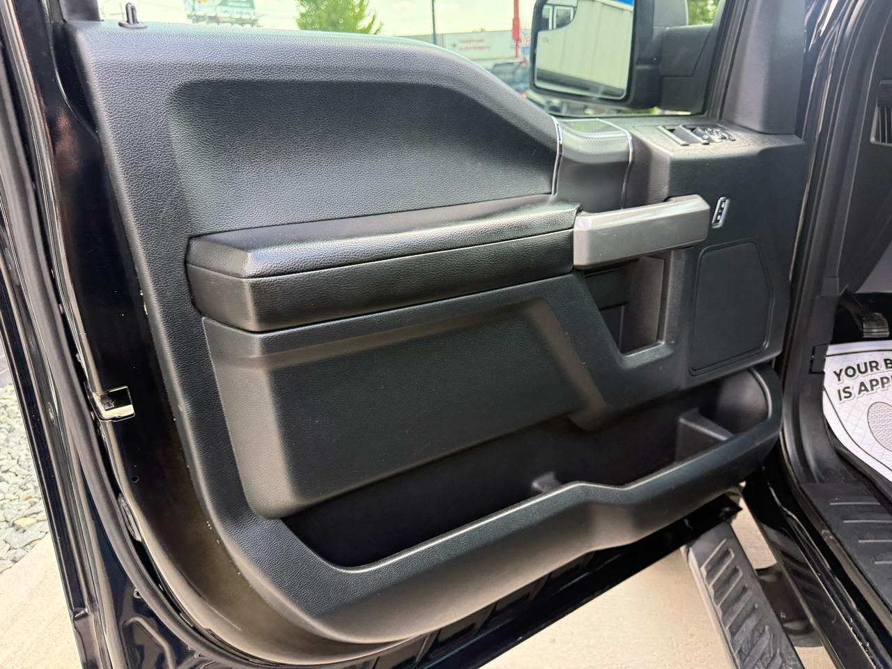 Ford F-150 4WD SuperCrew 145" King Ranch 2016