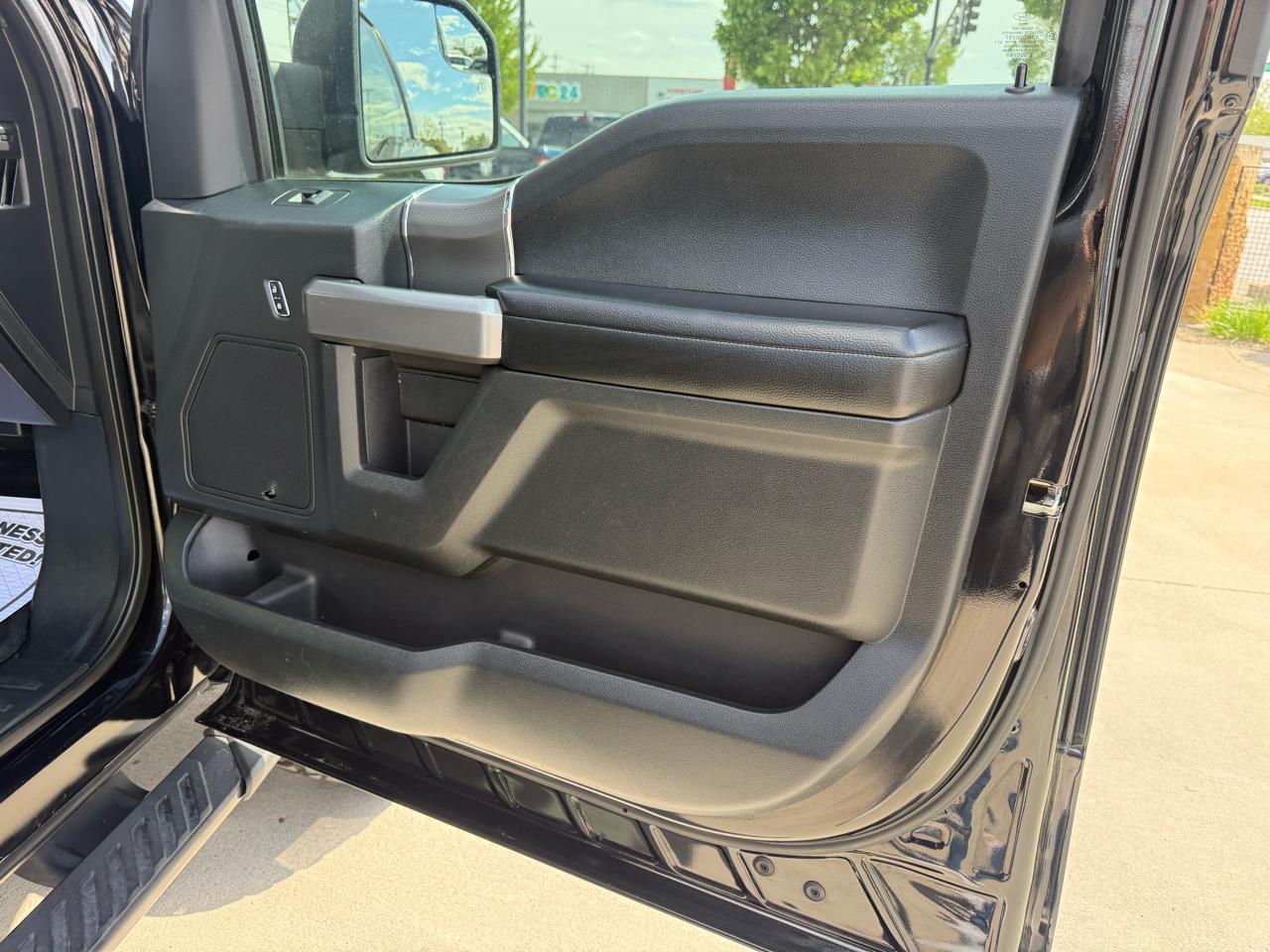 Ford F-150 4WD SuperCrew 145" King Ranch 2016