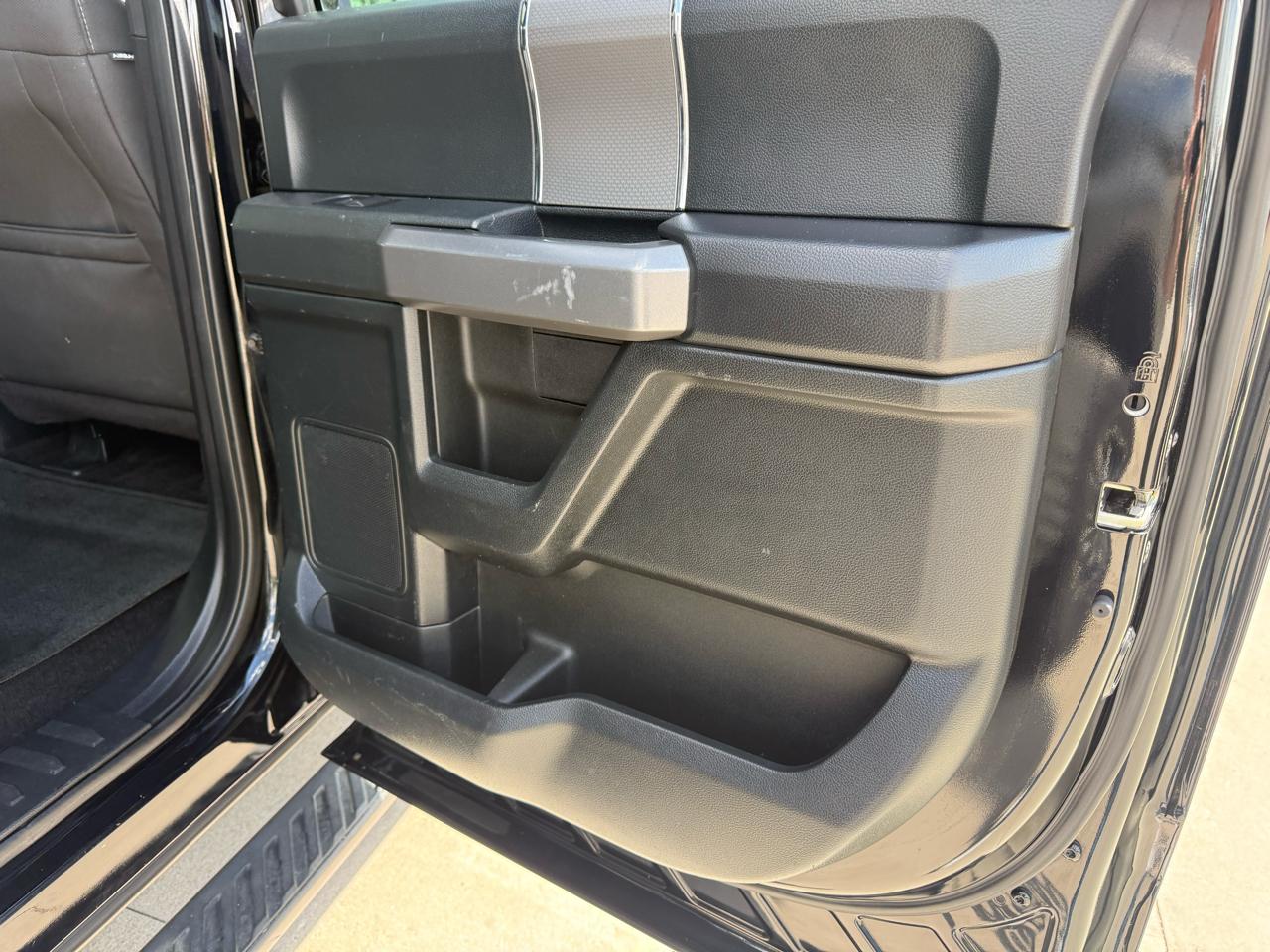 Ford F-150 4WD SuperCrew 145" King Ranch 2016