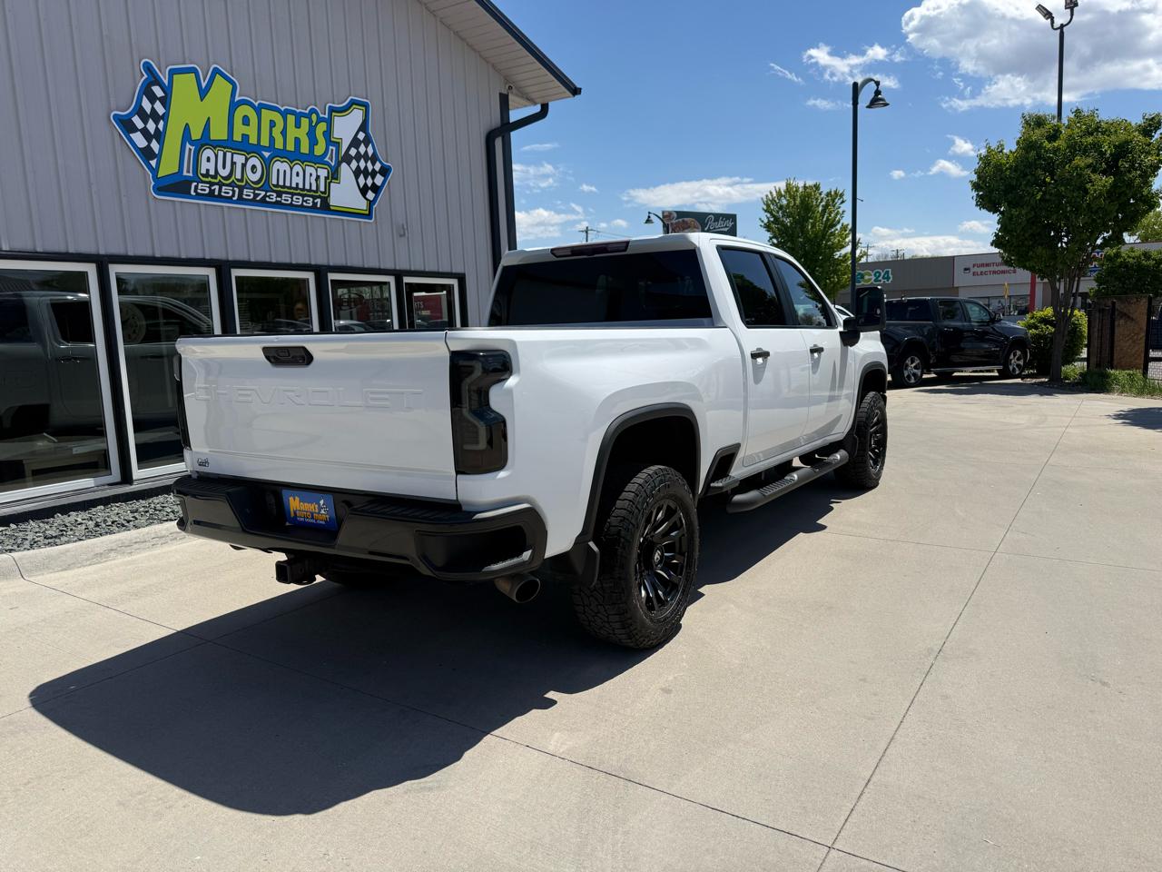Chevrolet Silverado 2500HD 4WD Crew Cab 159" Custom 2022