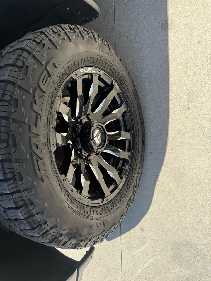 Chevrolet Silverado 2500HD 4WD Crew Cab 159" Custom 2022