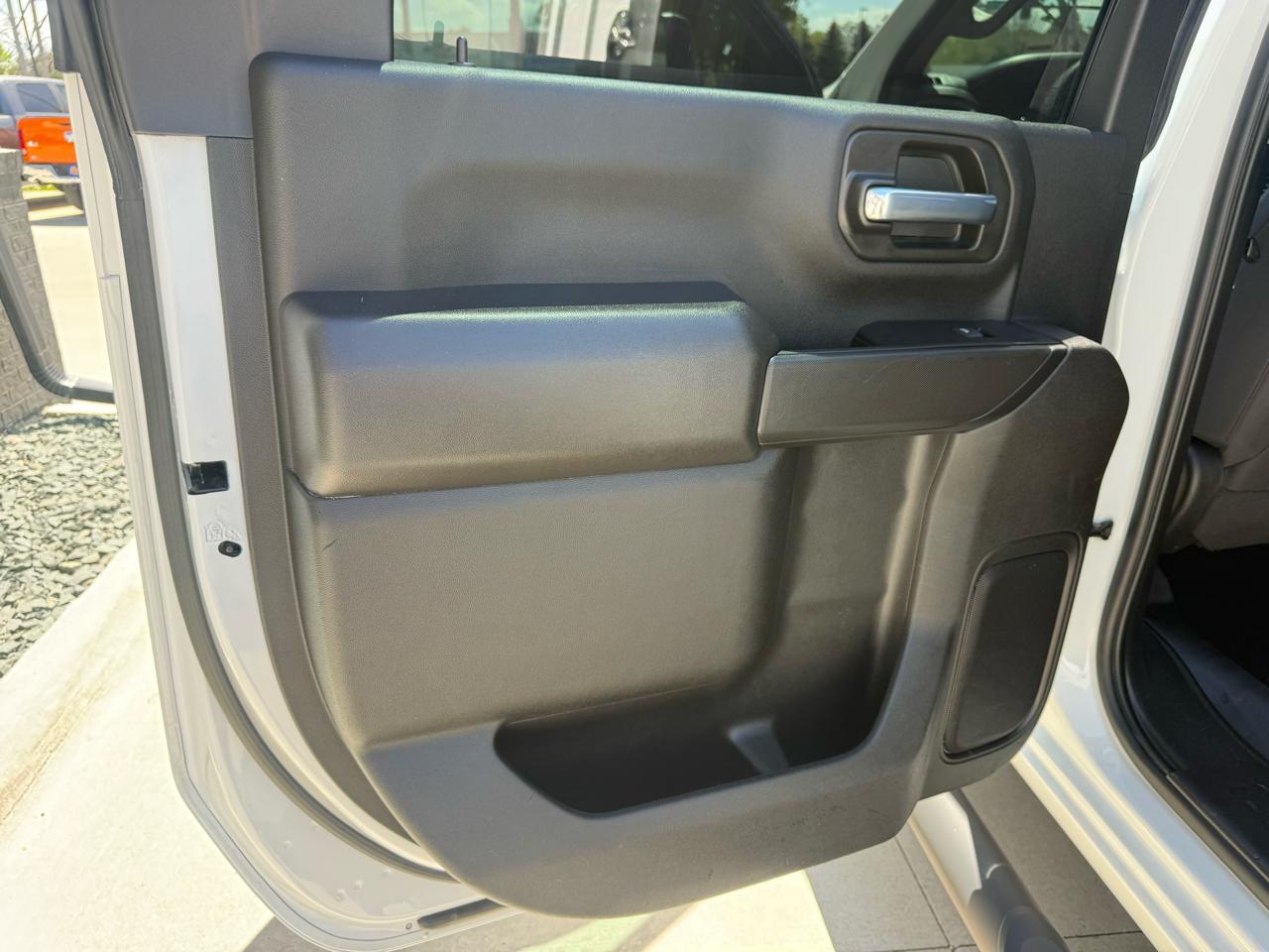 Chevrolet Silverado 2500HD 4WD Crew Cab 159" Custom 2022