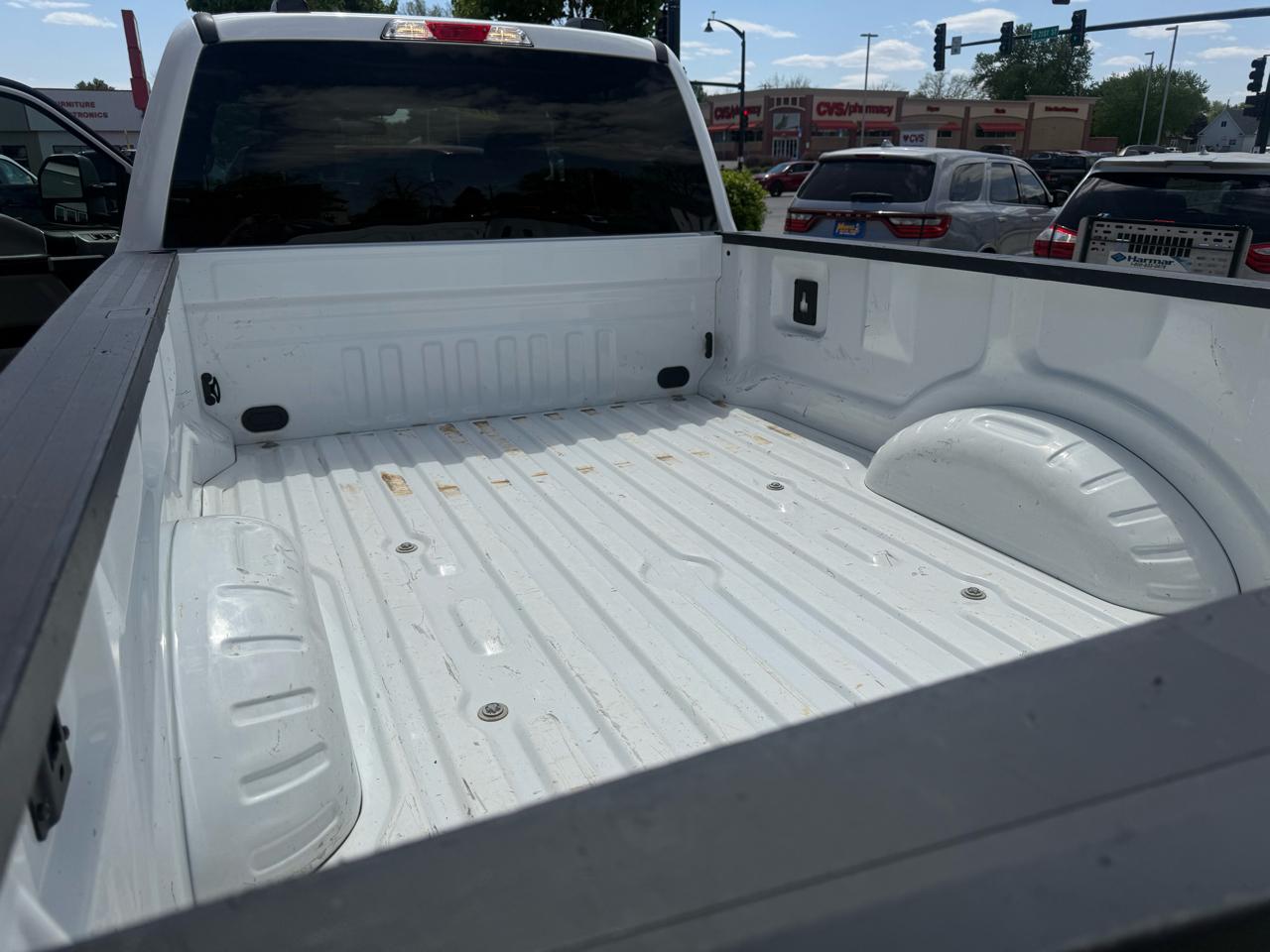 Ford Super Duty F-350 SRW XLT 4WD Crew Cab 8' Box 2022