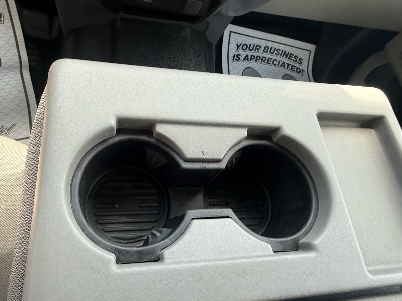 Ford Super Duty F-350 SRW XLT 4WD Crew Cab 8' Box 2022