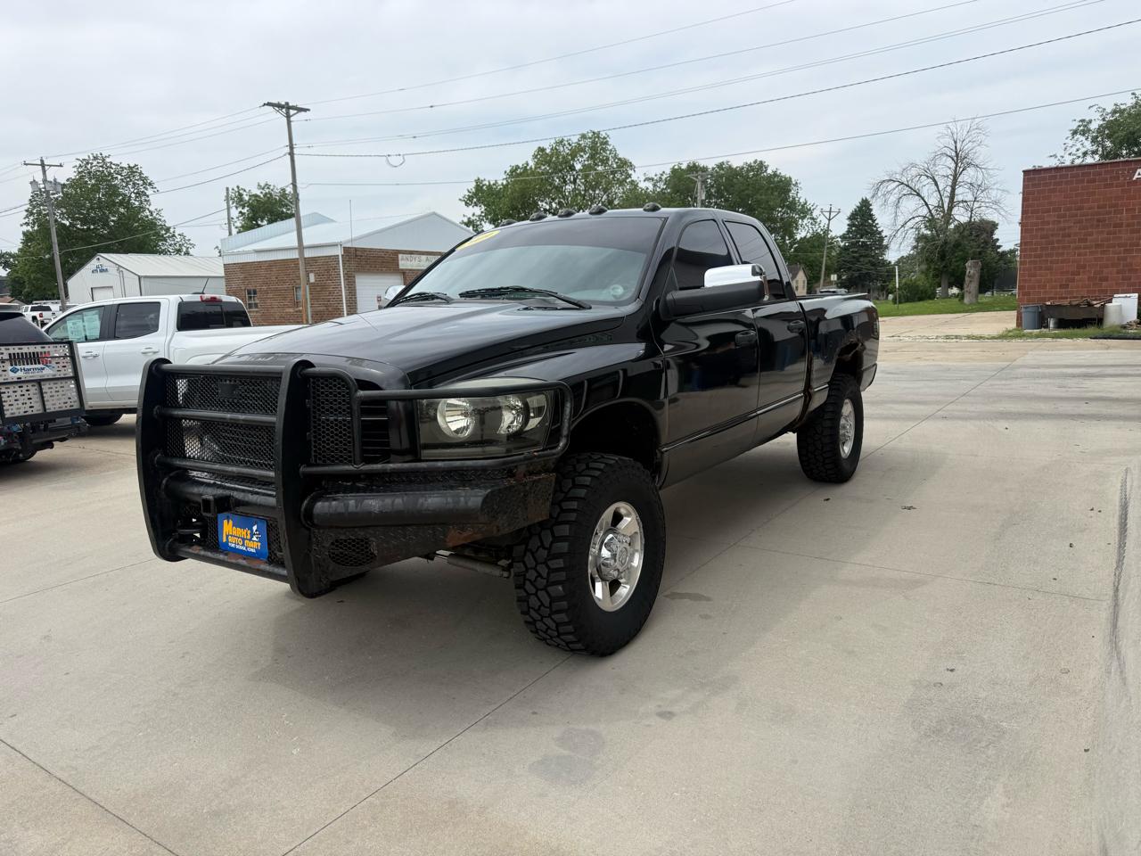 Dodge Ram 2500 4WD Quad Cab 140.5" SLT 2009