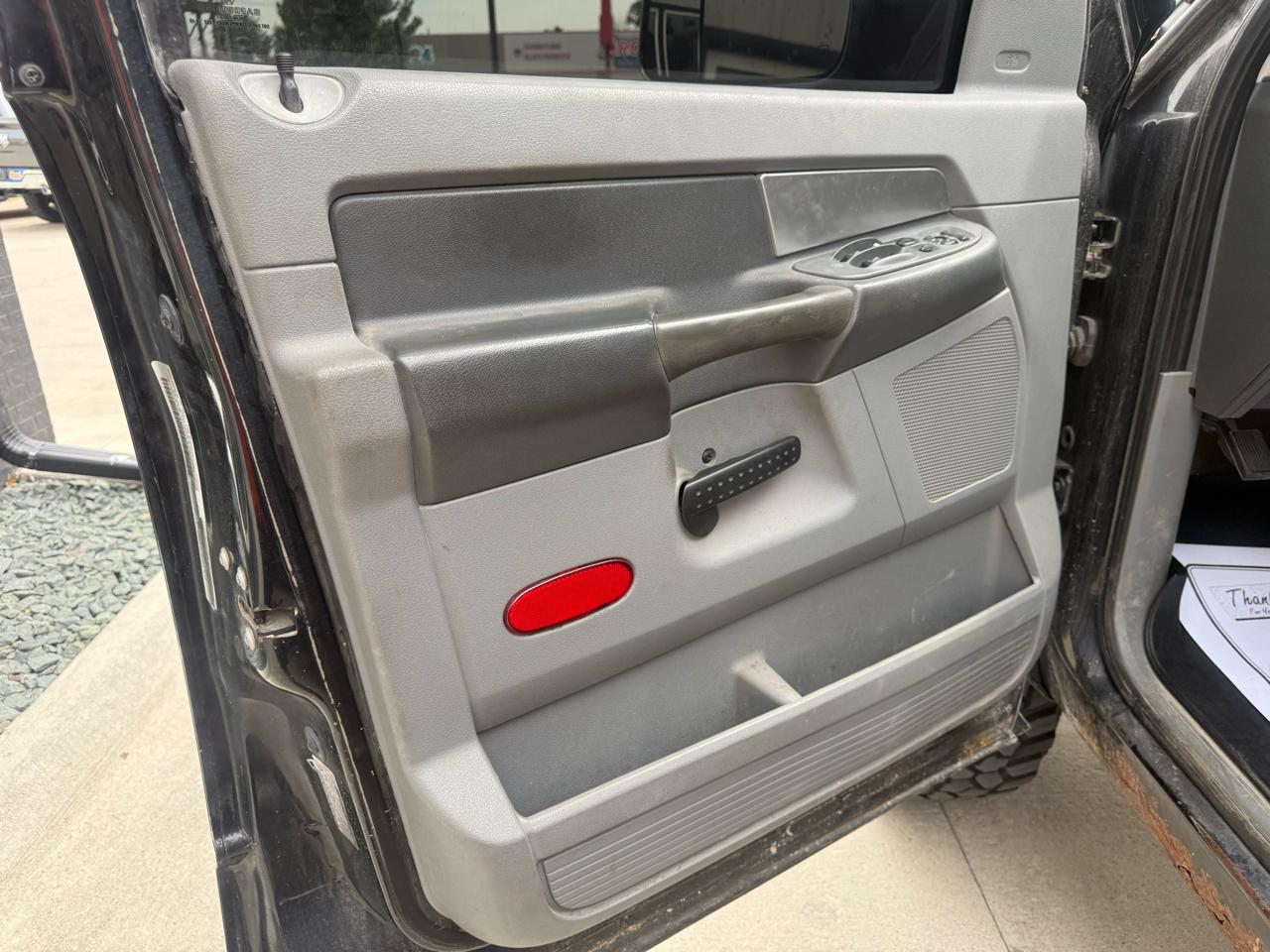 Dodge Ram 2500 4WD Quad Cab 140.5" SLT 2009