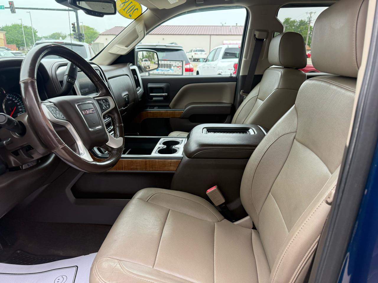 GMC Sierra 1500 4WD Crew Cab 143.5" SLT 2018