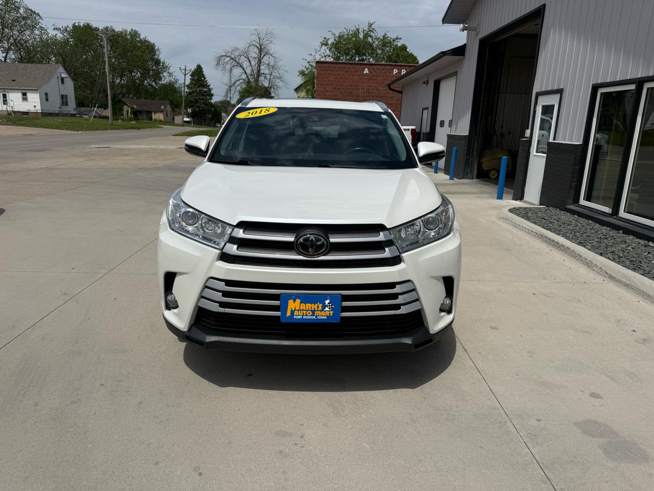 Toyota Highlander XLE V6 AWD (Natl) 2018