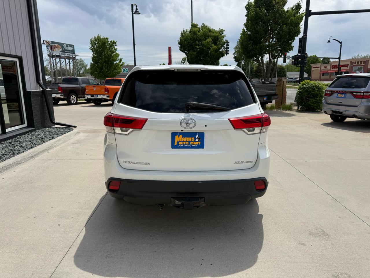 Toyota Highlander XLE V6 AWD (Natl) 2018