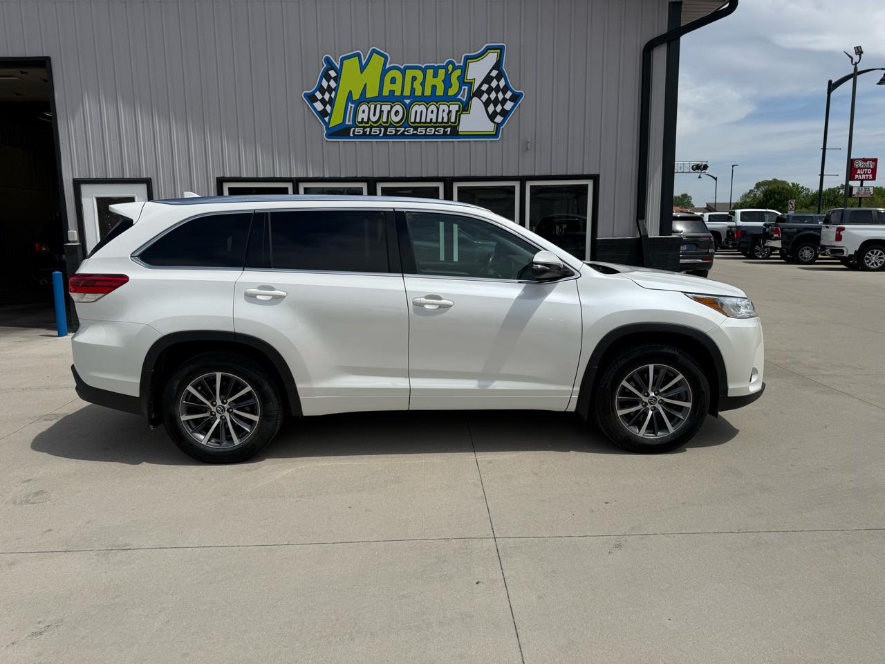 Toyota Highlander XLE V6 AWD (Natl) 2018