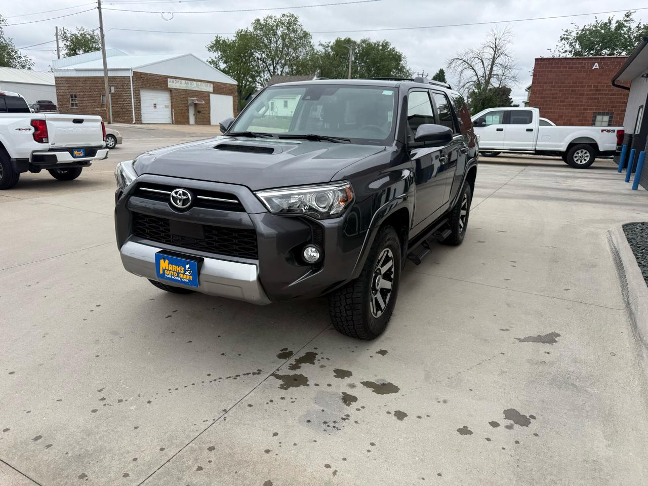 Toyota 4Runner TRD Off Road Premium 4WD (Natl) 2020