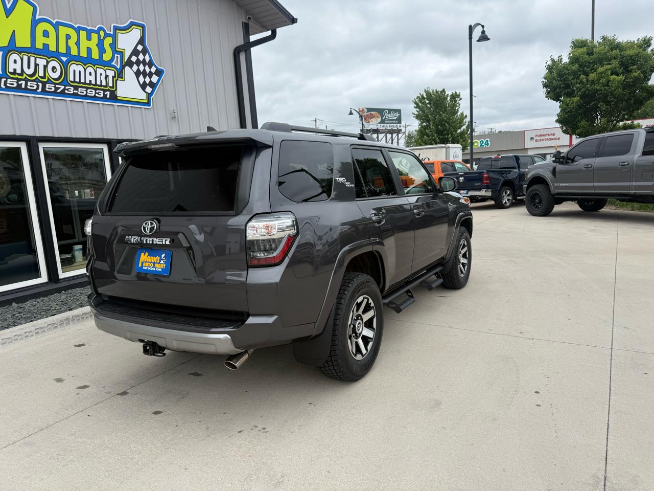 Toyota 4Runner TRD Off Road Premium 4WD (Natl) 2020