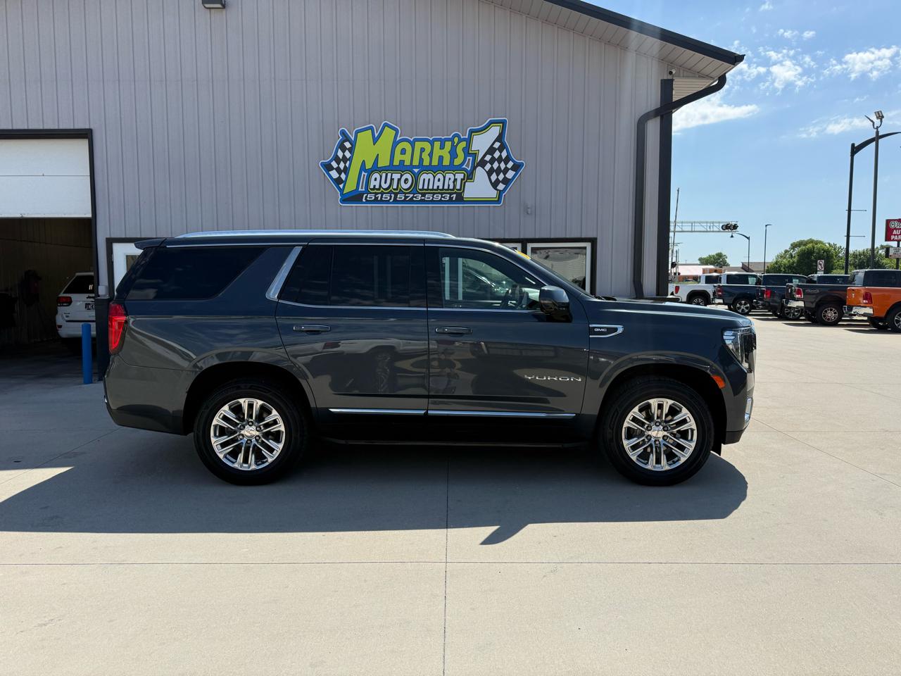 GMC Yukon 4WD 4dr SLT 2021
