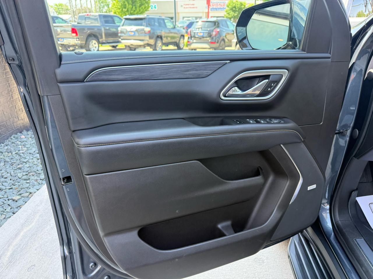 GMC Yukon 4WD 4dr SLT 2021