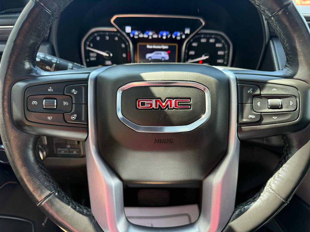 GMC Yukon 4WD 4dr SLT 2021