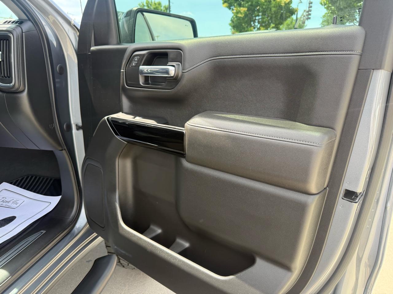 Chevrolet Silverado 1500 LTD 4WD Crew Cab 147" RST 2022