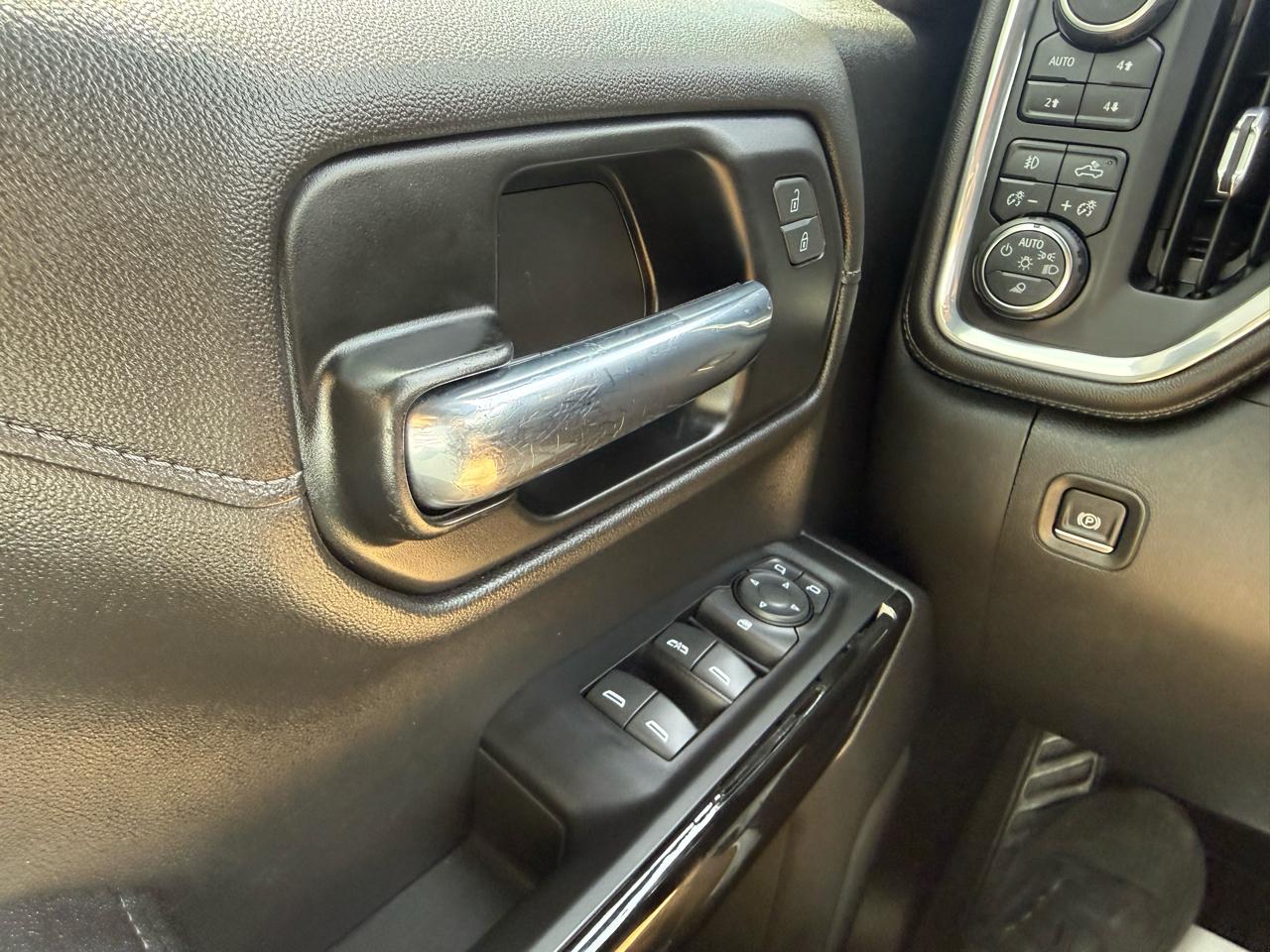 Chevrolet Silverado 1500 LTD 4WD Crew Cab 147" RST 2022