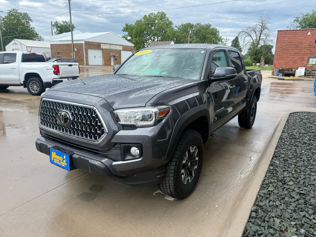 Toyota Tacoma 4WD SR Double Cab 5' Bed V6 AT (Natl) 2019