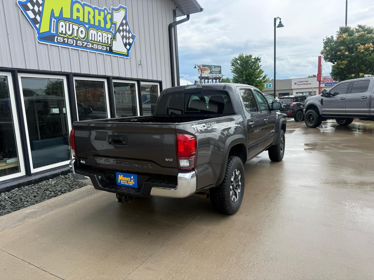 Toyota Tacoma 4WD SR Double Cab 5' Bed V6 AT (Natl) 2019