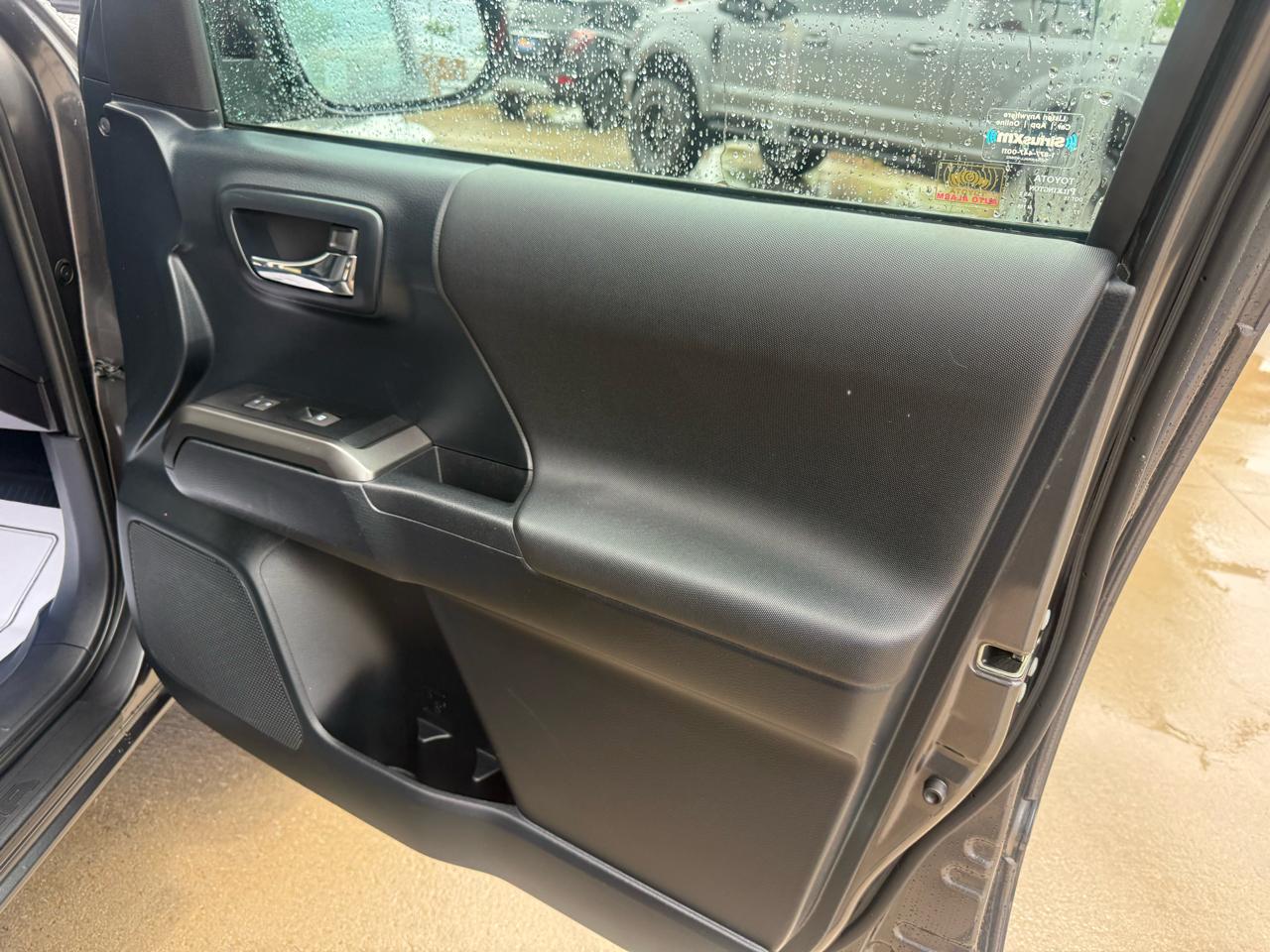 Toyota Tacoma 4WD SR Double Cab 5' Bed V6 AT (Natl) 2019