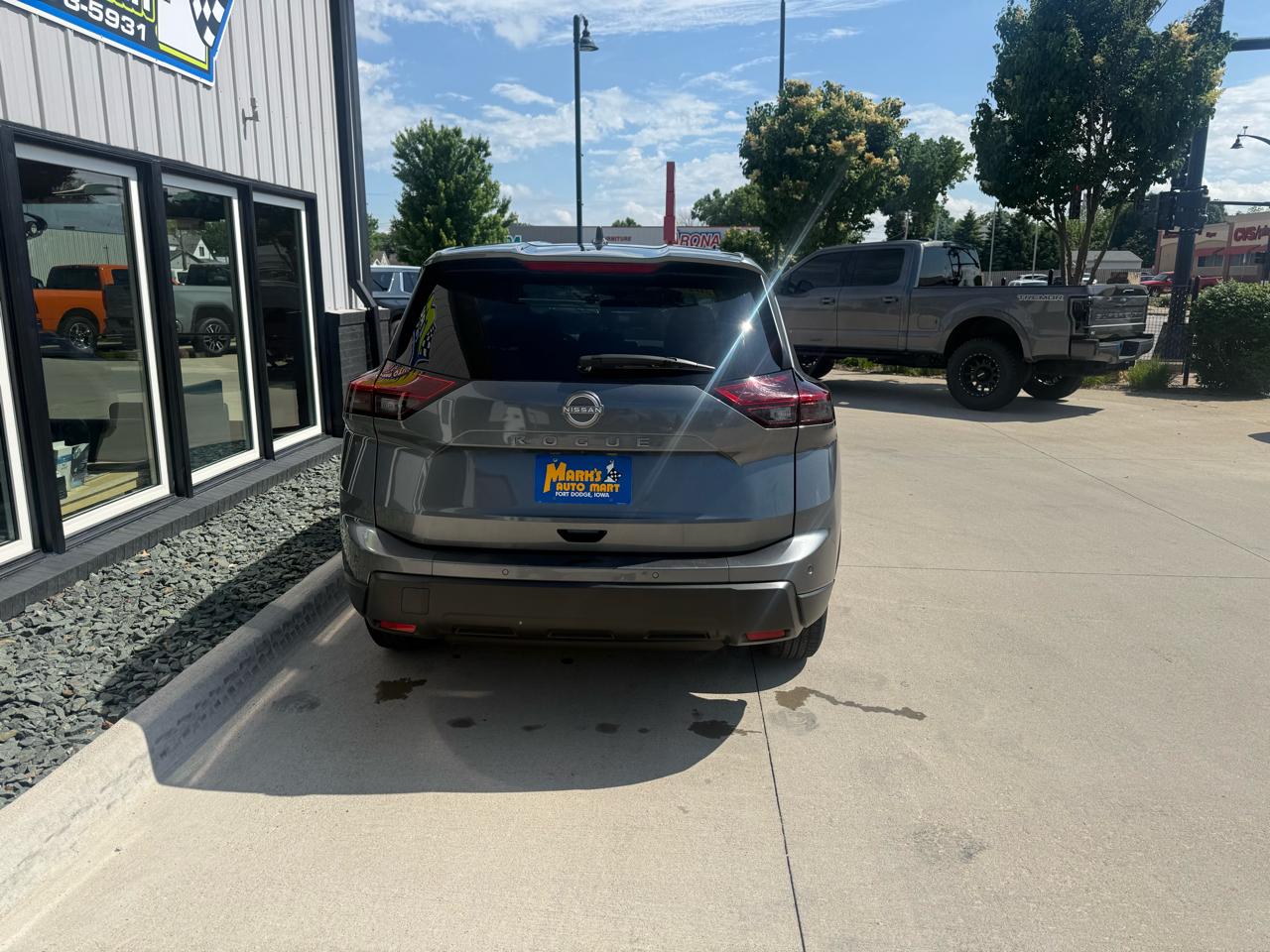 Nissan Rogue FWD SV 2025